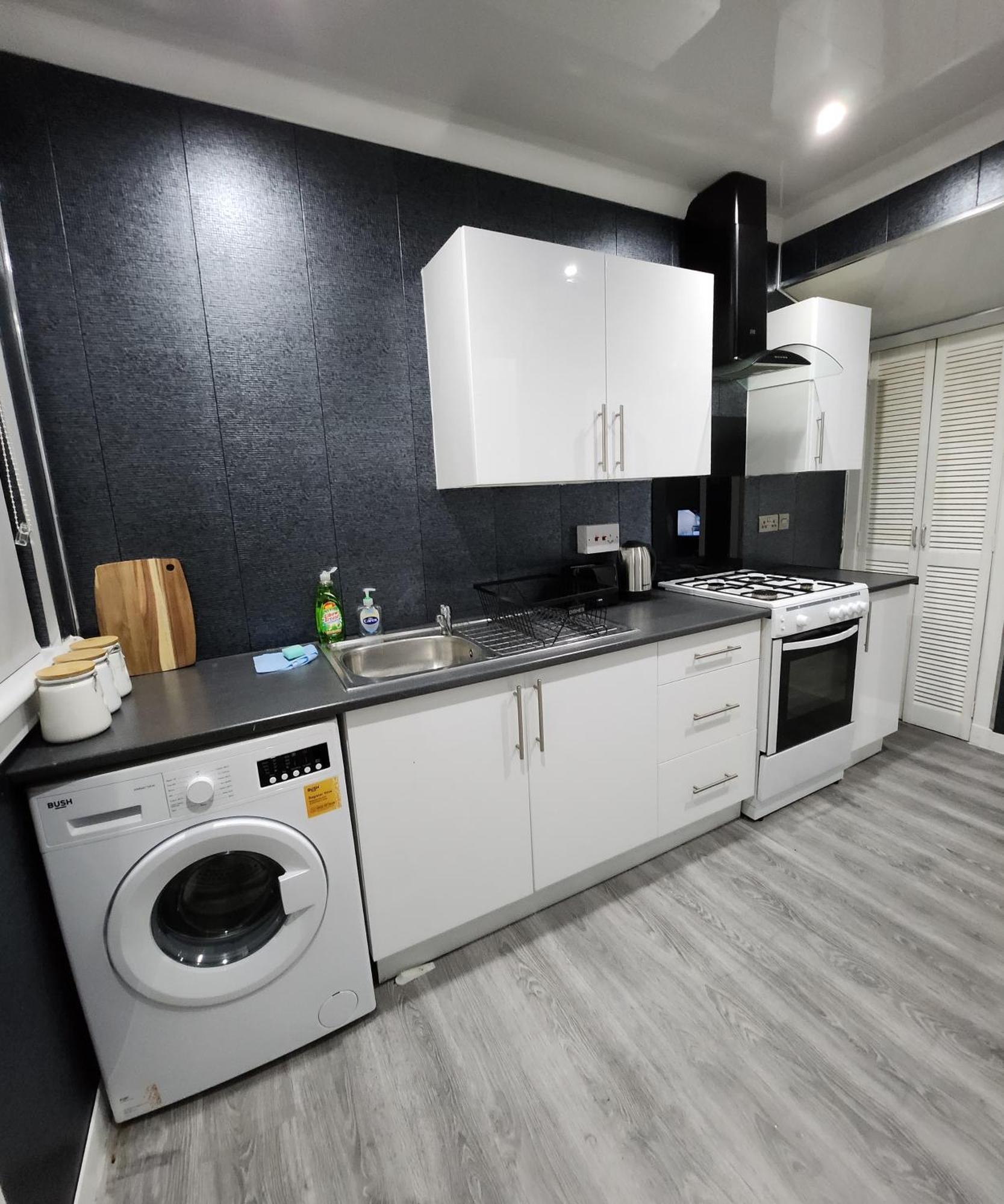 Fm Homes & Apartments 3 Bedroom Motherwell Buitenkant foto